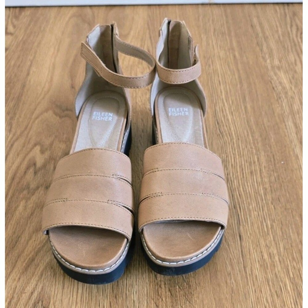 Eileen Fisher Sport Heir Tumbled Leather Sandals Tan Brown Sz 8.5 Lug Sole - Picture 3 of 9